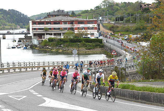 Race peloton